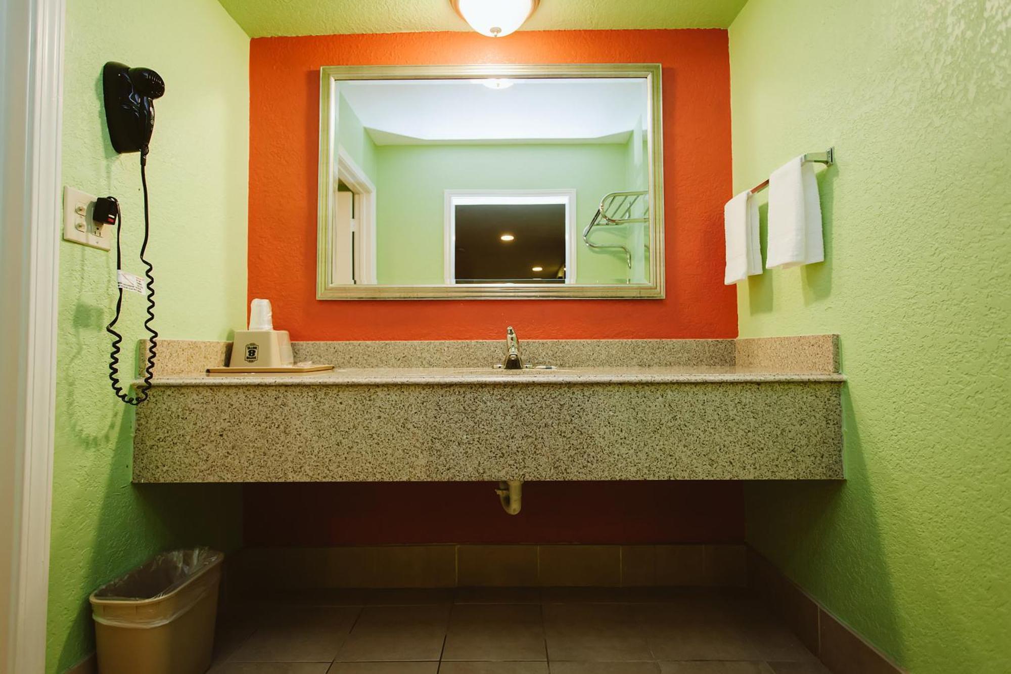 Regency Inn - Channelview Kültér fotó